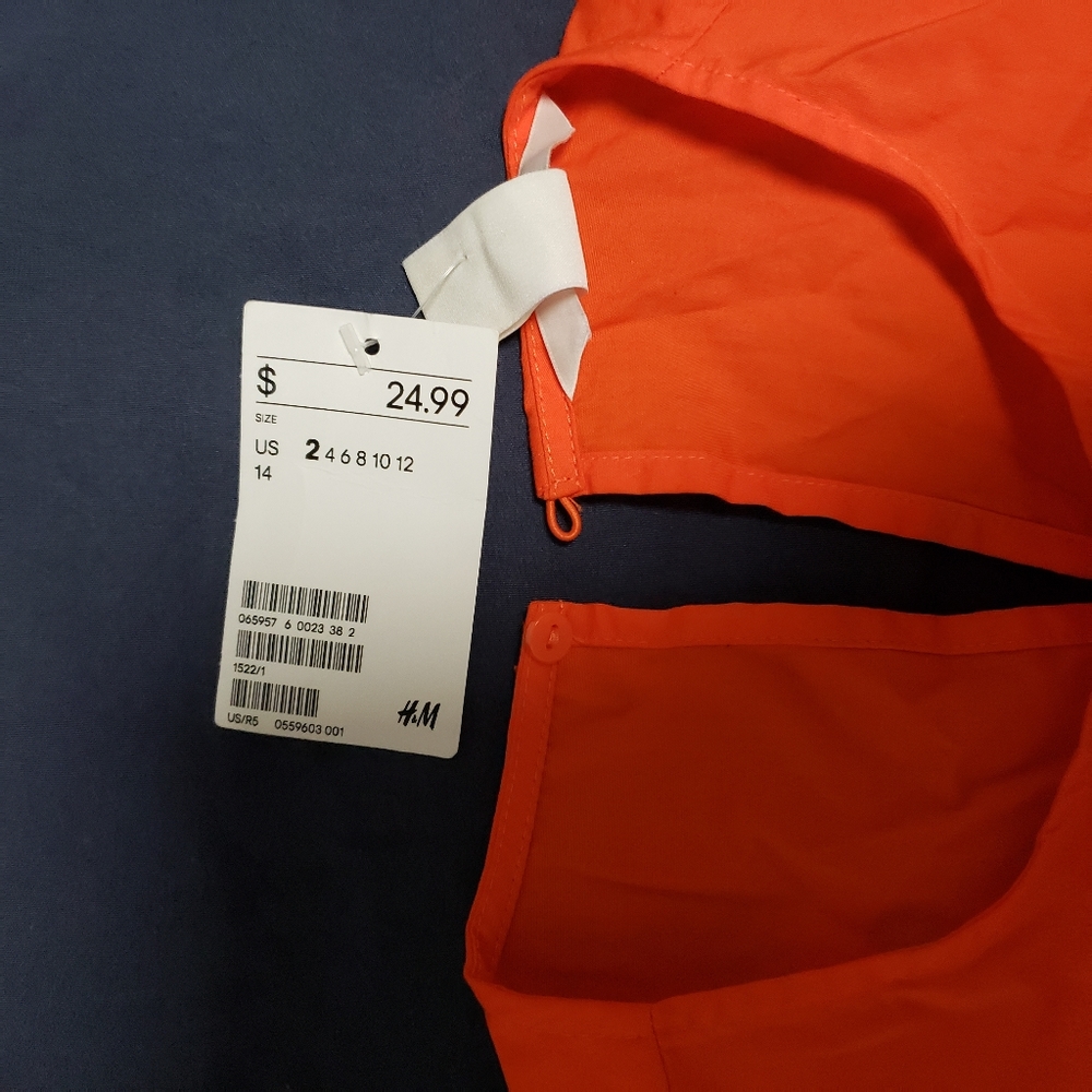 NWT H&M top - Picture 2 of 2